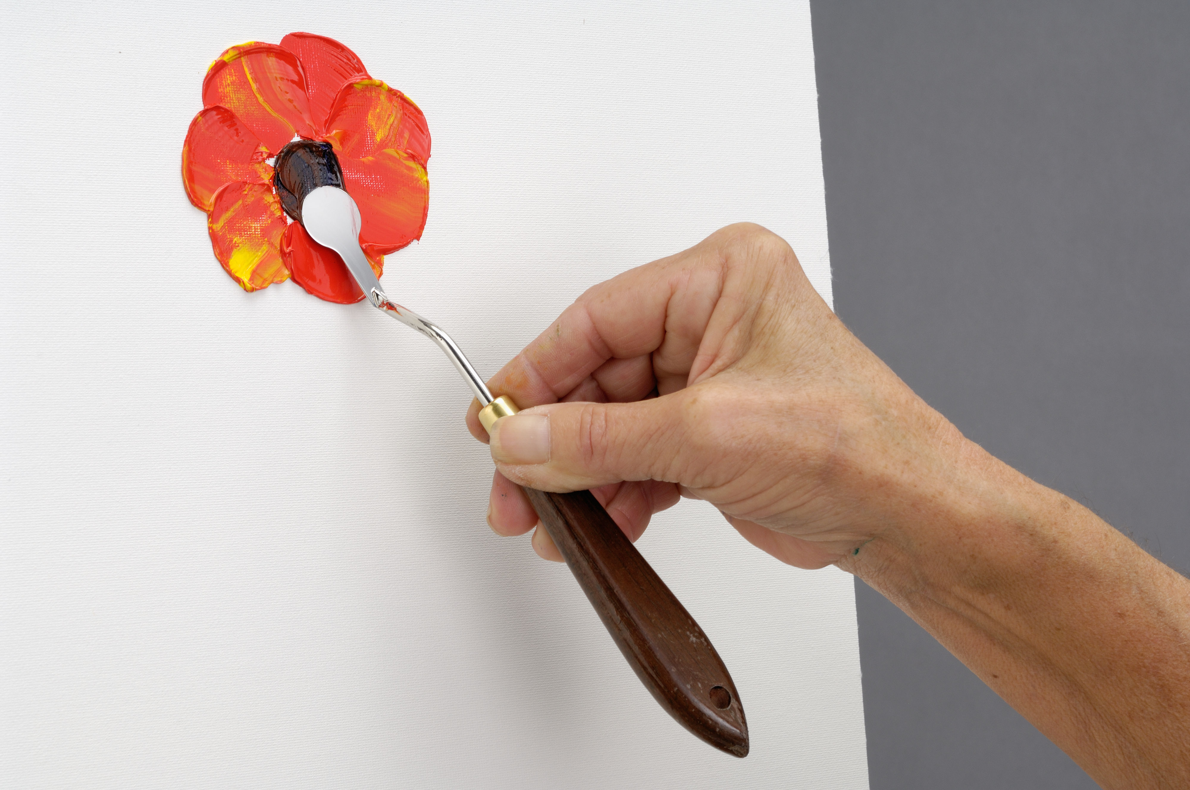 Beginner Tutorial: How to Paint a Flower Using a Palette Knife